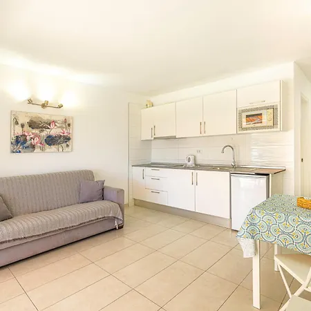 Marina Primavera Sunshine * أذيخي